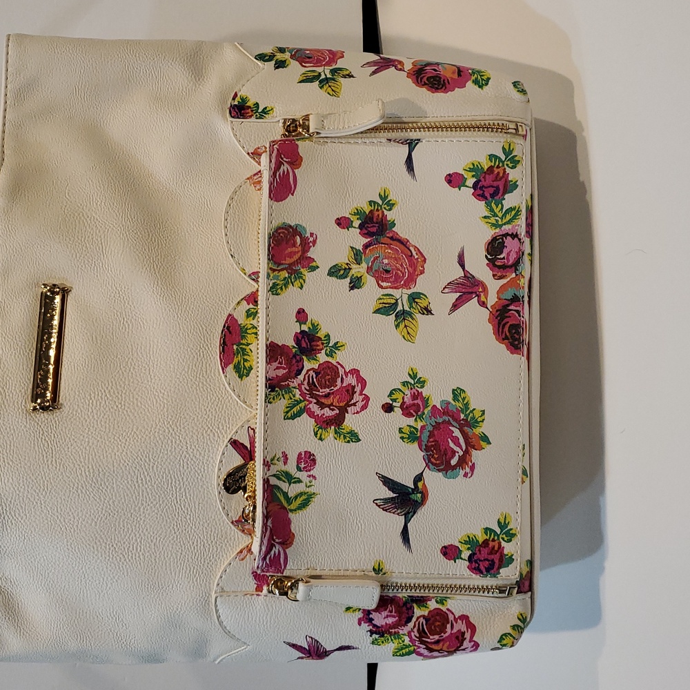 Betsey Johnson Purse Hummingbirds - Picture 2 of 16